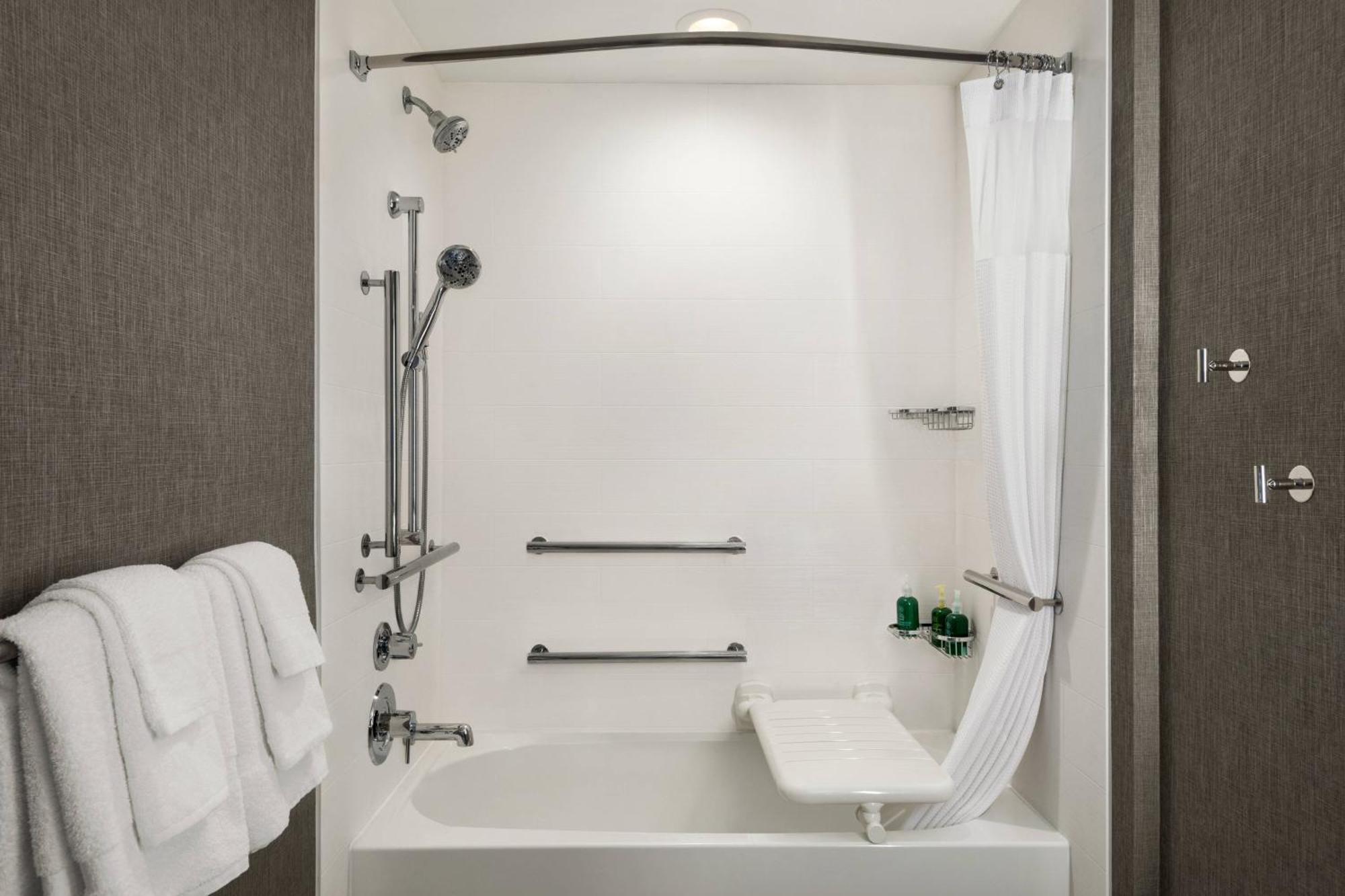 Springhill Suites By Marriott Milwaukee West/Wauwatosa Eksteriør billede