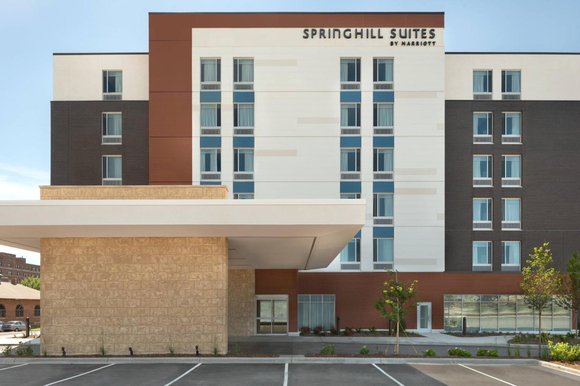 Springhill Suites By Marriott Milwaukee West/Wauwatosa Eksteriør billede