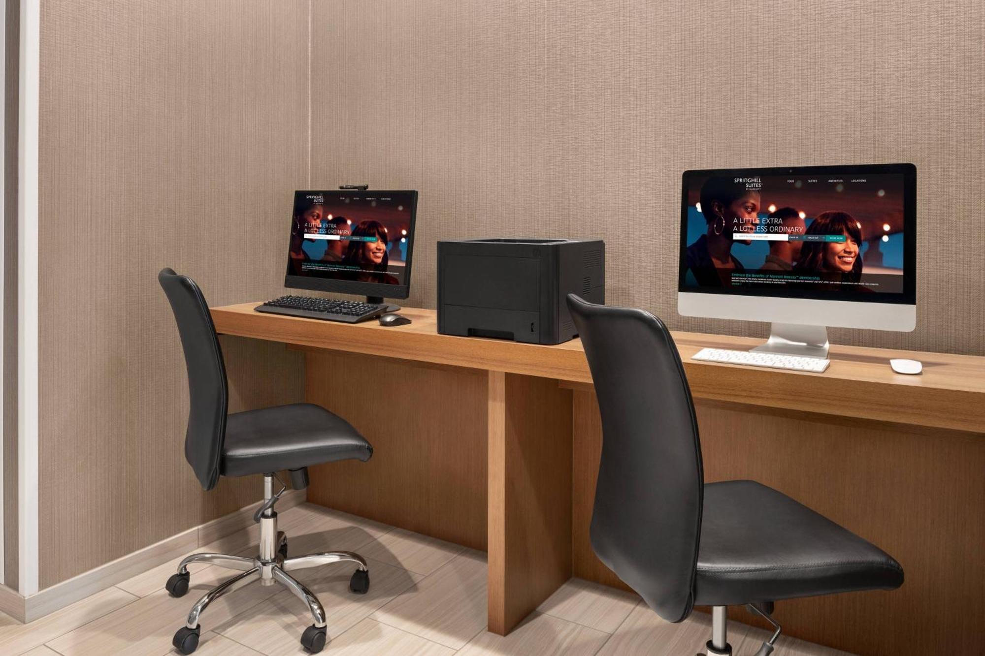 Springhill Suites By Marriott Milwaukee West/Wauwatosa Eksteriør billede